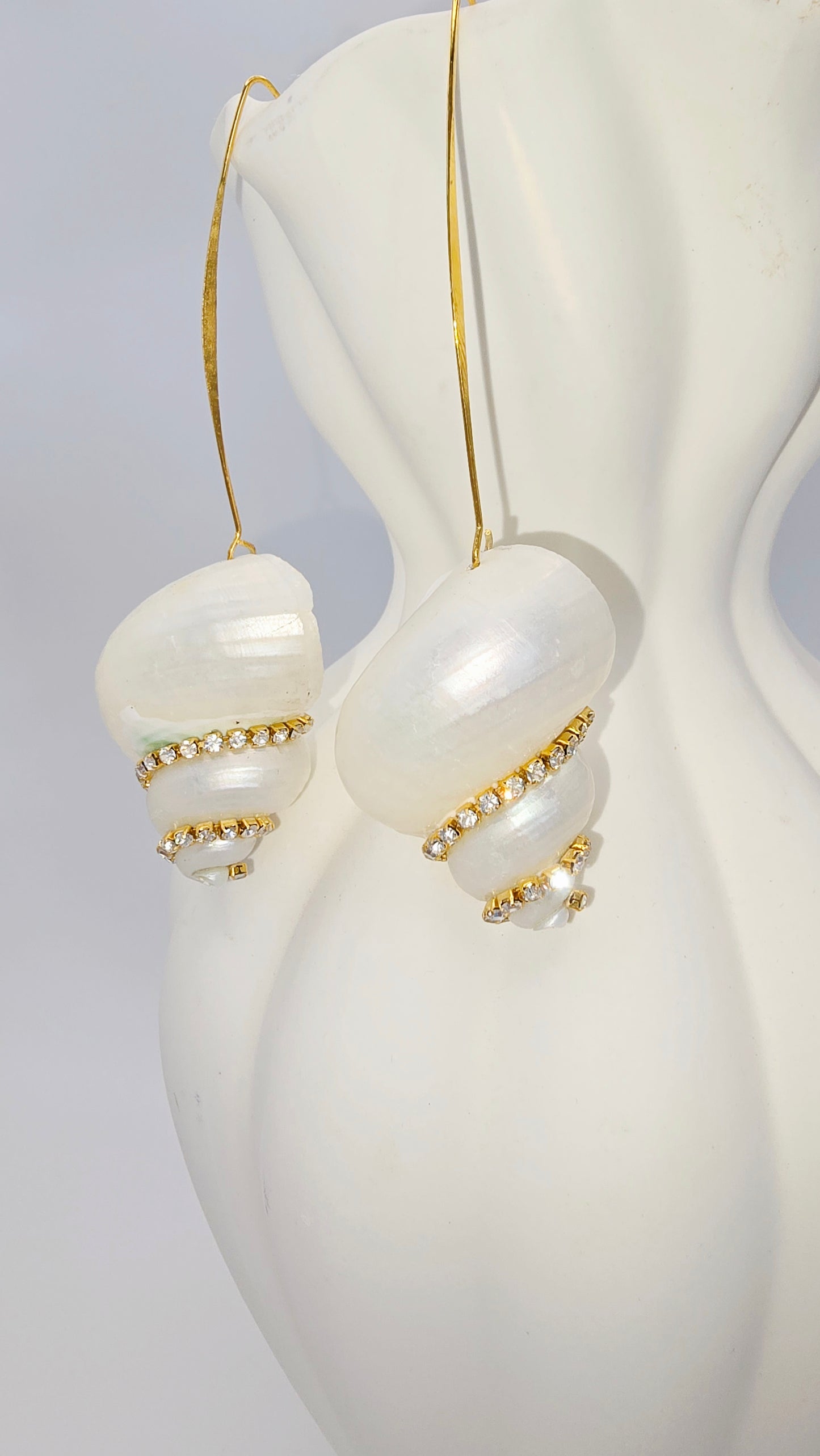 Capri Shell Earrings