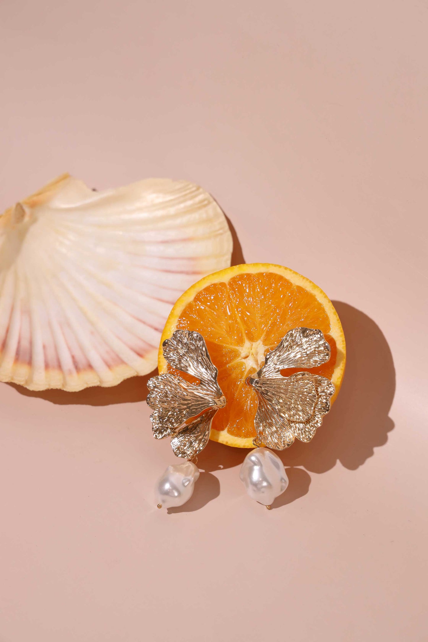 Underwater Forest Earring in Gold Pearl
