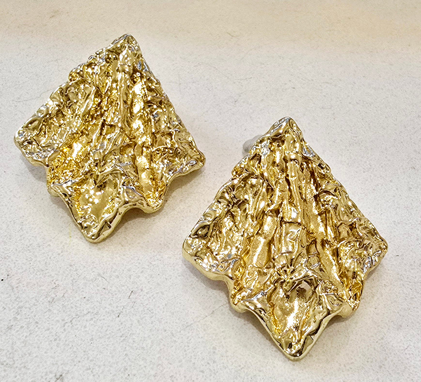 Cleo Earring