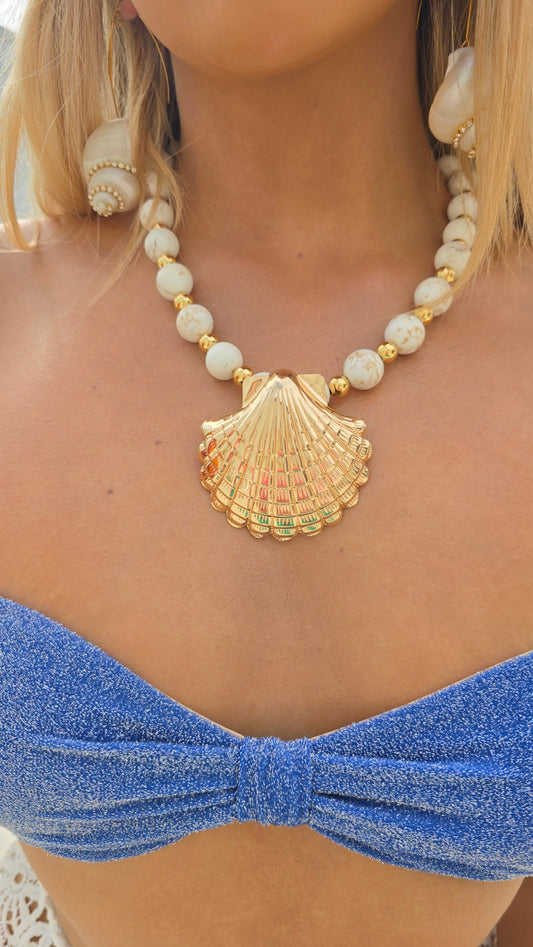 Golden Shell Necklace
