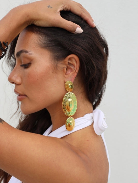 Nomadic Movement Earring in Gold
