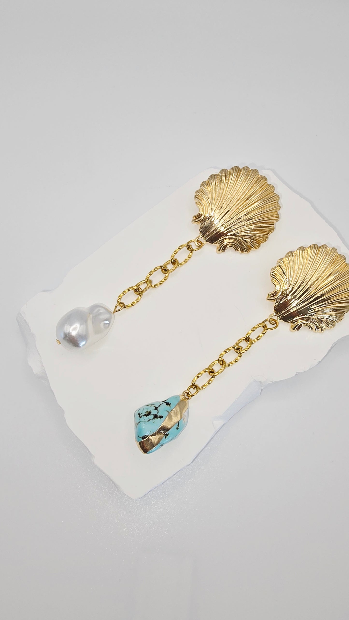 Paloma Shell Earrings