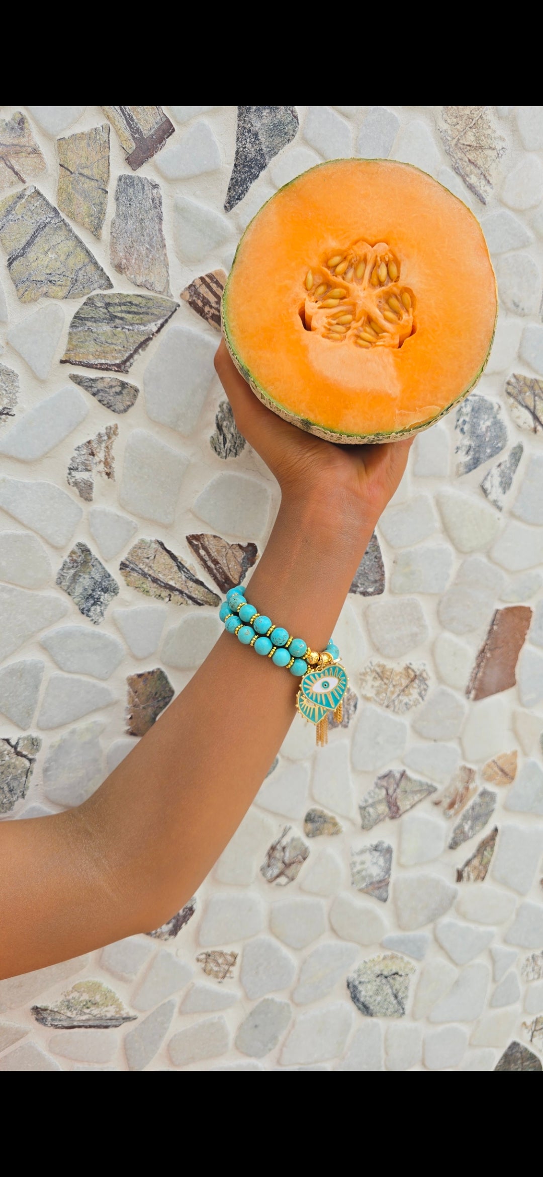 Cruz Charm Bracelet Protection