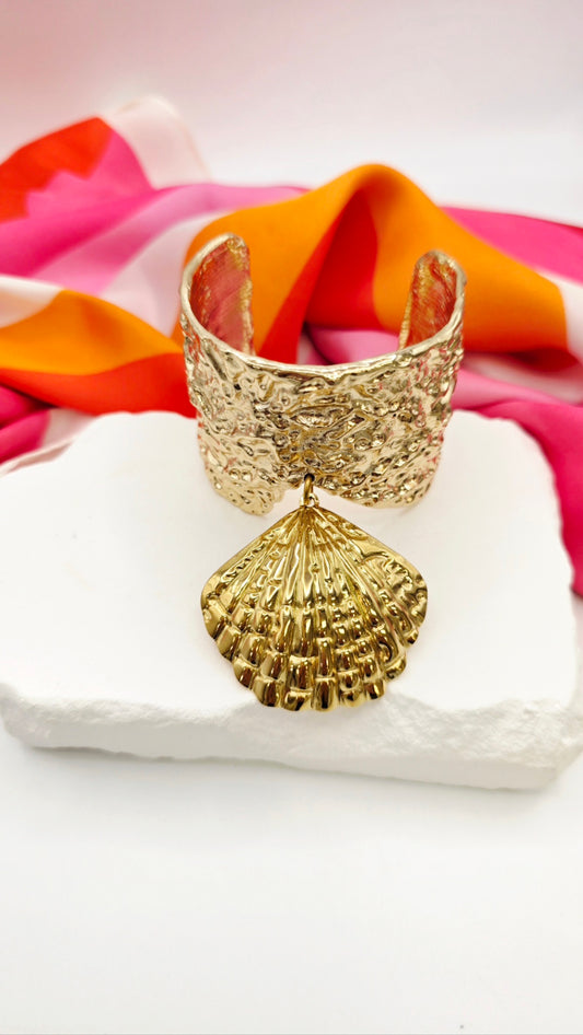 Amalfi Shell Cuff Bracelet