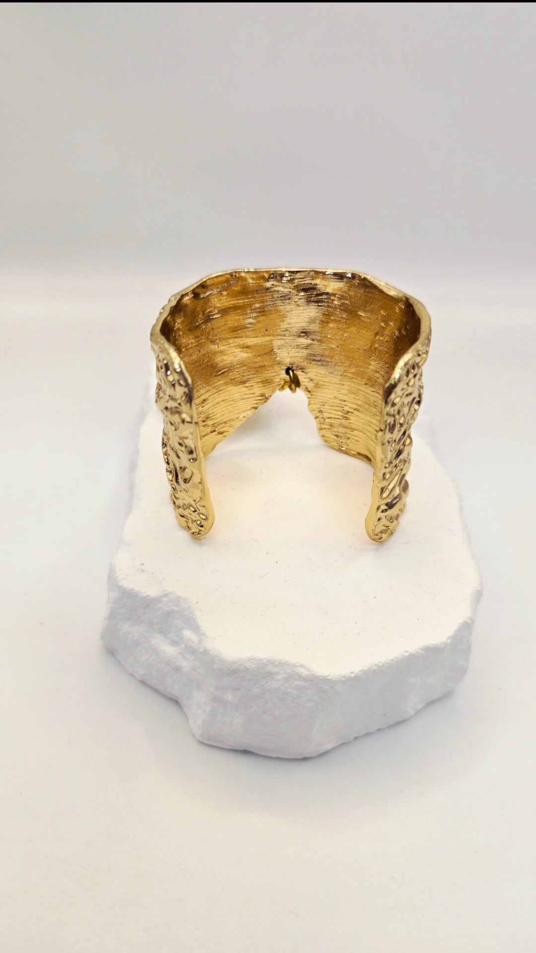 Amalfi Shell Cuff Bracelet