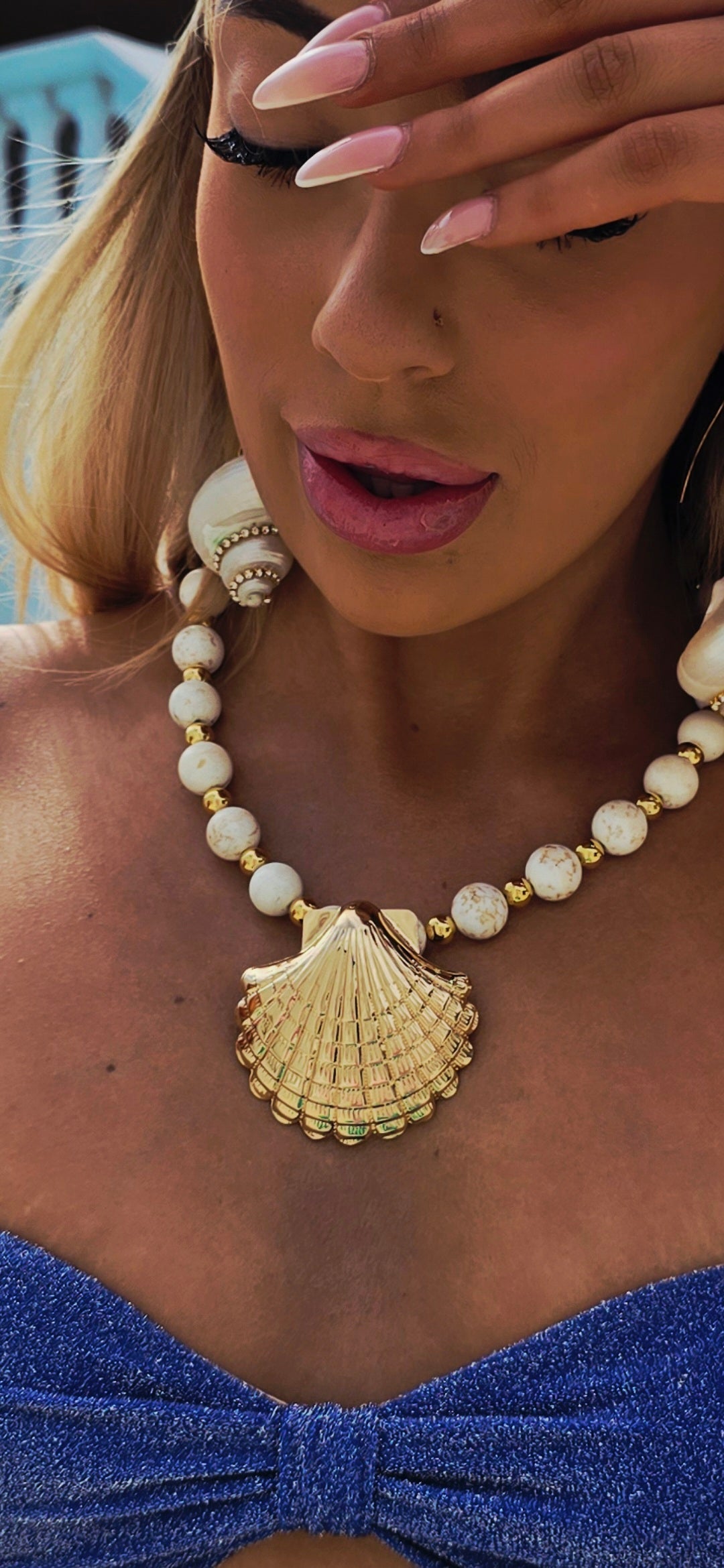 Golden Shell Necklace
